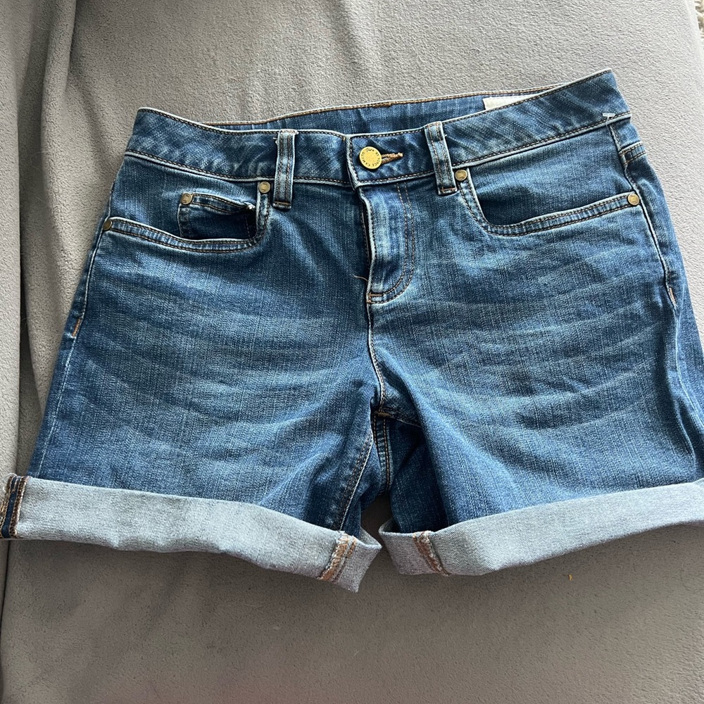 Vince Camuto shorts